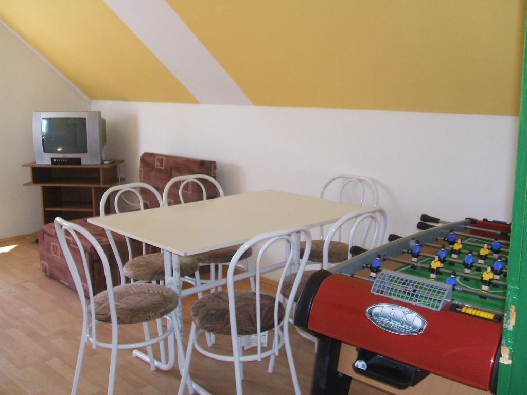 Feherszeker Apartmanok Abádszalók Habitación foto