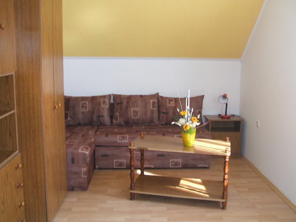 Feherszeker Apartmanok Abádszalók Habitación foto